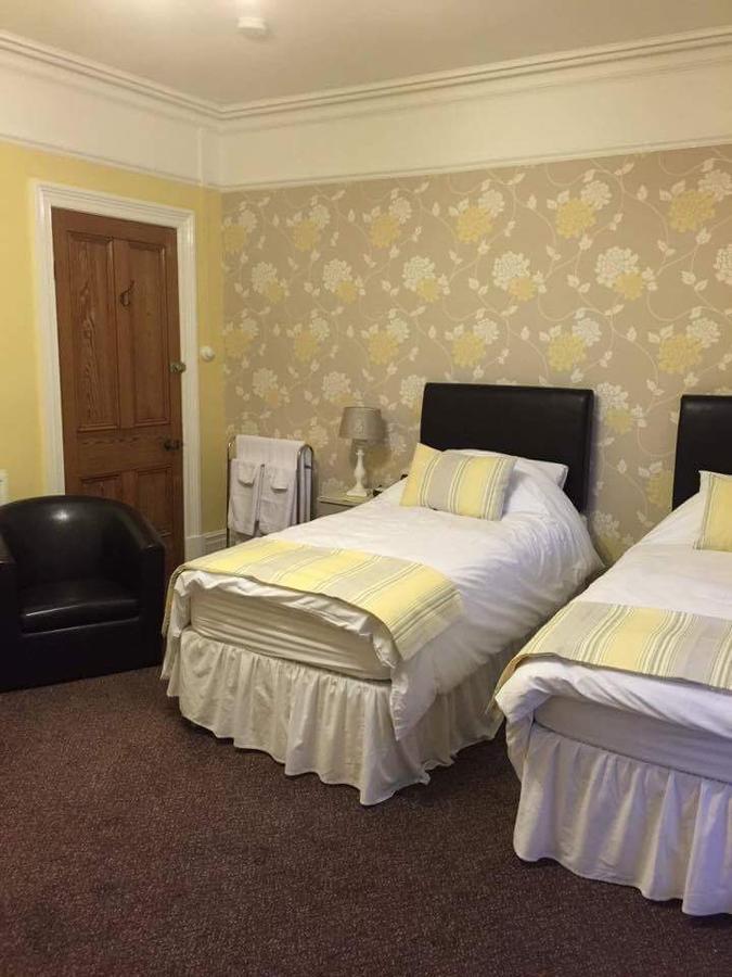 Leahurst Bed And Breakfast Tywyn Eksteriør bilde
