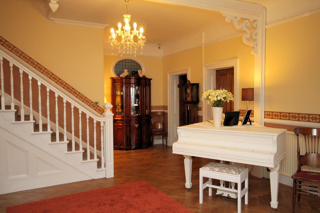 Leahurst Bed And Breakfast Tywyn Eksteriør bilde